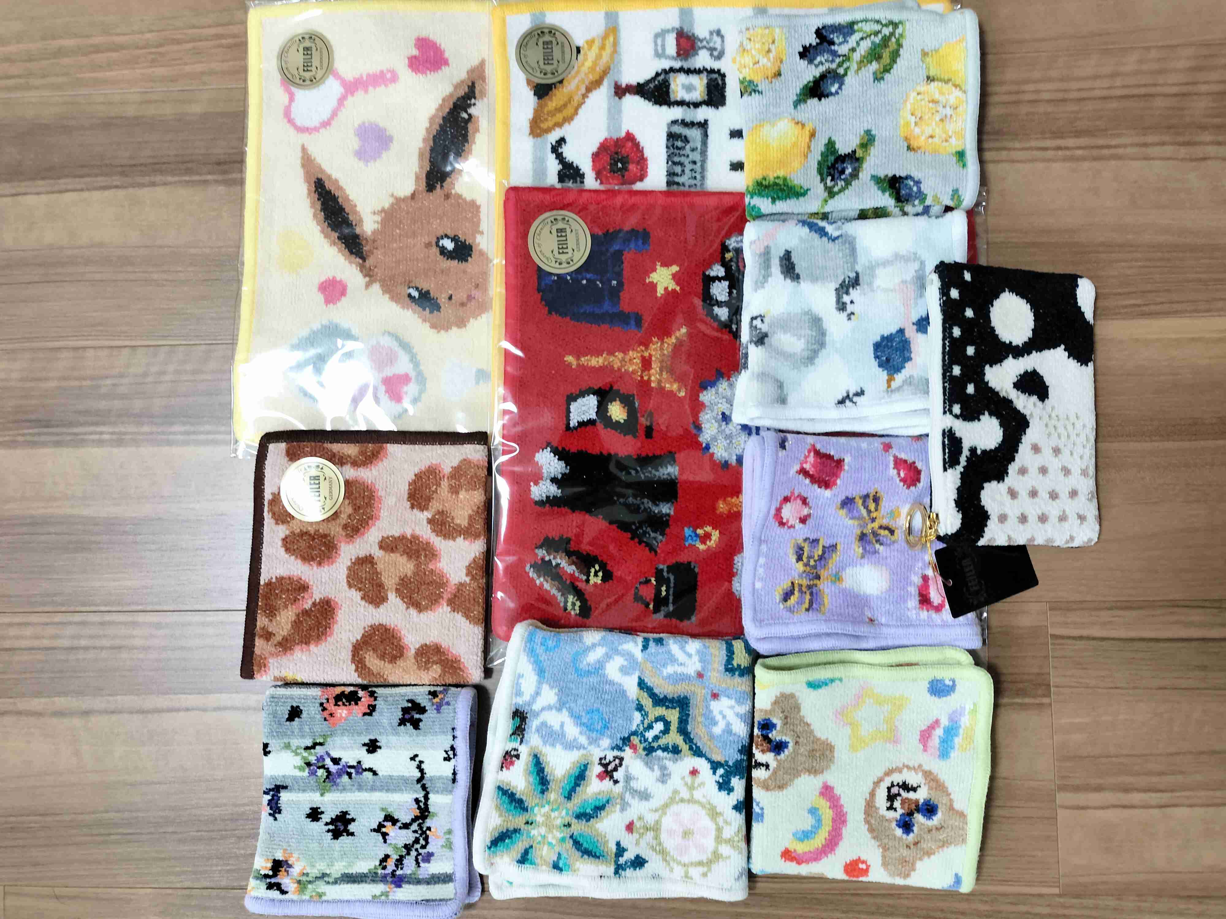 【ハンカチ】みんなの持ってるフェイラー見せて【ポーチ】