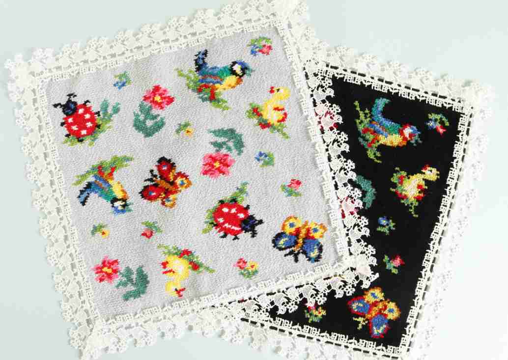 【ハンカチ】みんなの持ってるフェイラー見せて【ポーチ】