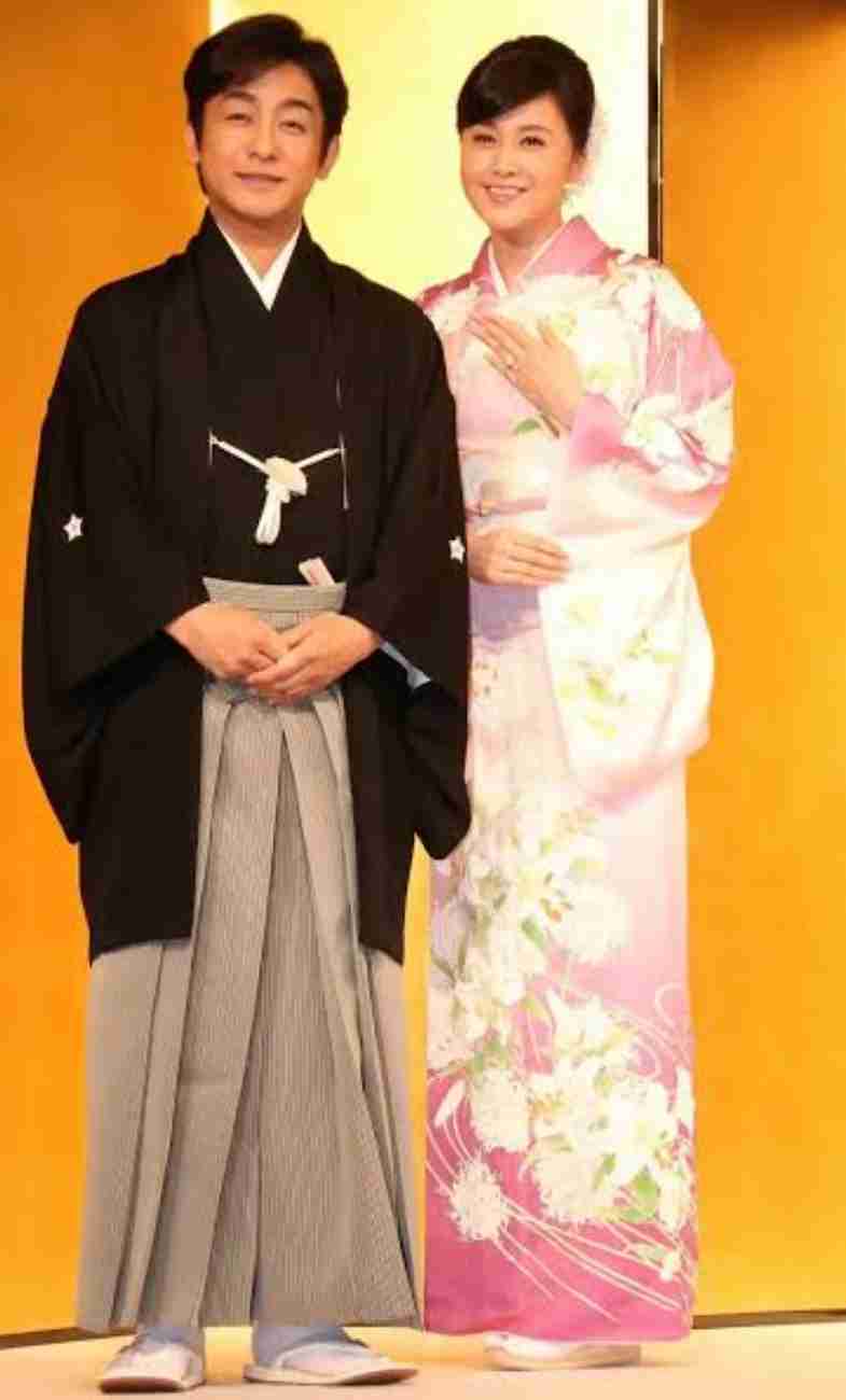 藤原紀香は〝スーパー梨園妻〟 愛之助語る贔屓筋へのふるまい、年10回達筆「お礼状」