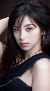 いくら整形しても「顔がデカい」と言われ…整形アカウント“炎上”の真相を本人に聞いた