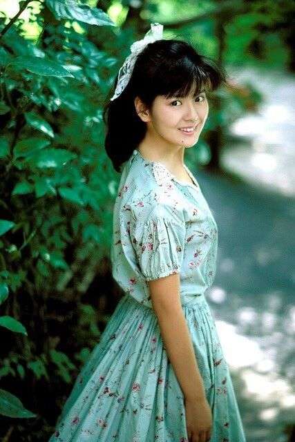 昭和アイドルのファッションが見たい！