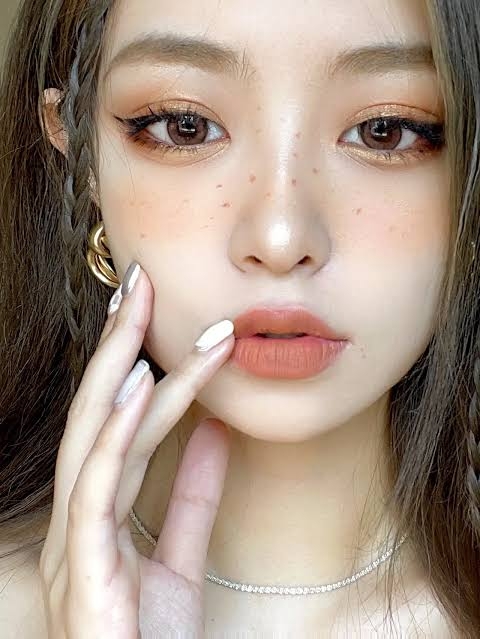 【アラサー】最近のメイクのほうが似合う人【アラフォー】