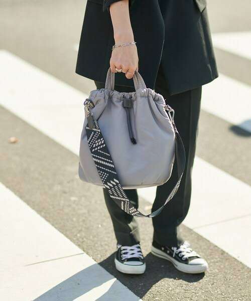 普段使いのバッグ、どんなの使ってますか？👜