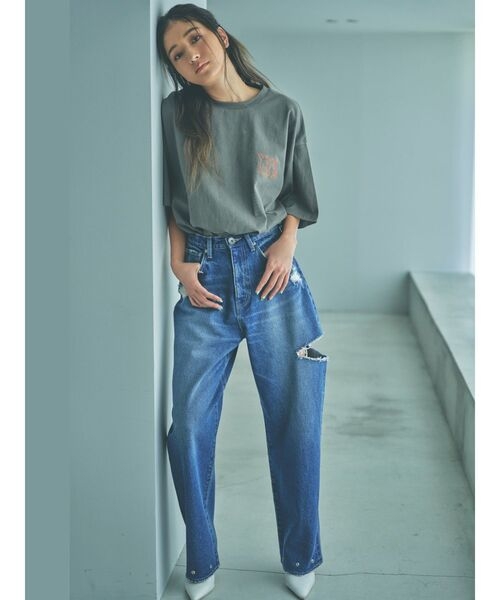 Tシャツとジーンズ姿がかっこいい画像が見たい