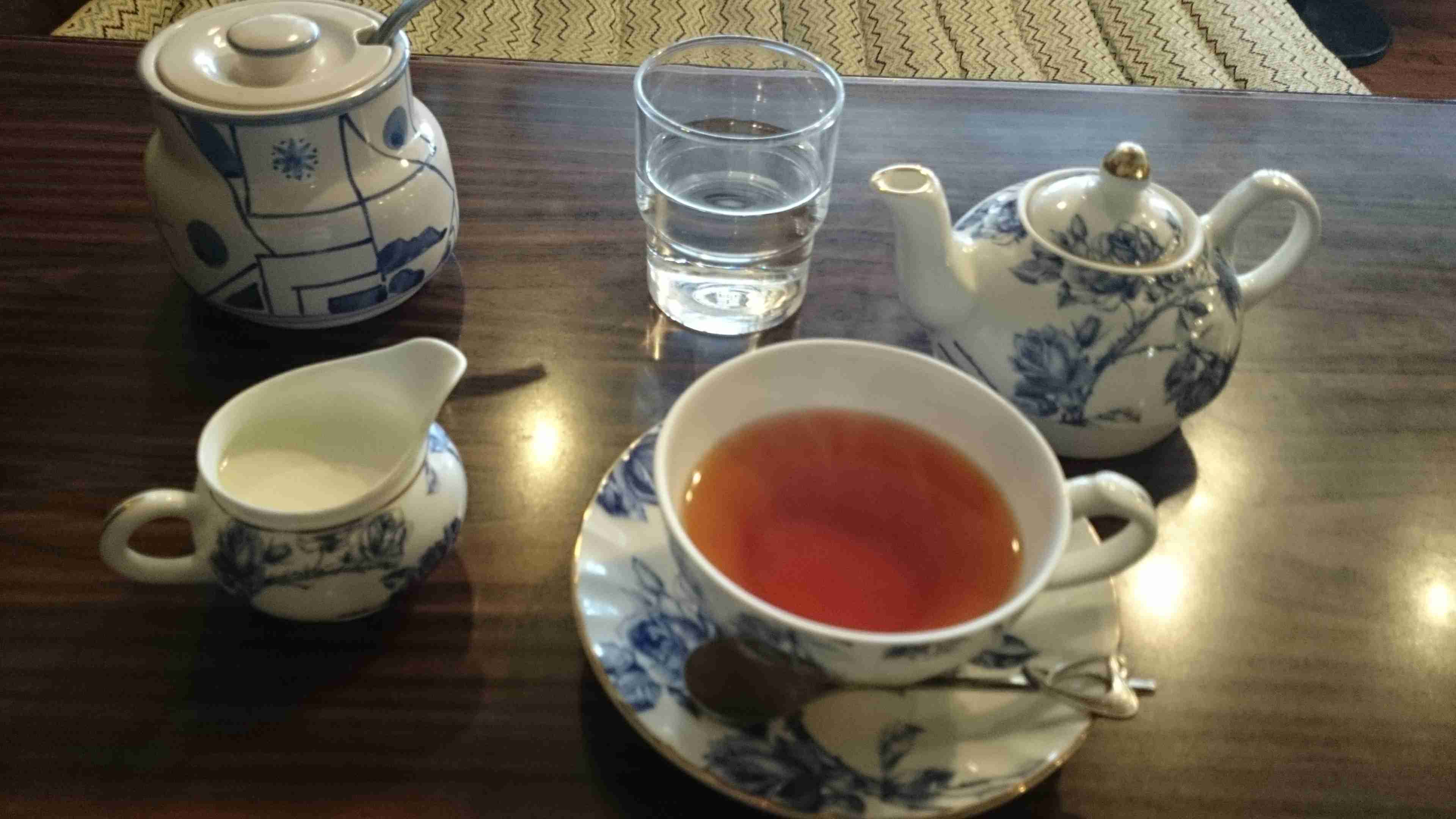 紅茶の美味しい喫茶店