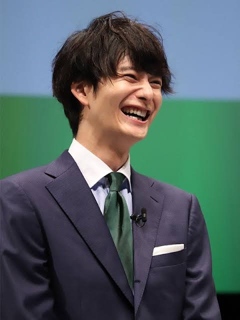 岡田将生、別人のような激変姿にネット仰天「ちょっと…」「誰？」「直視できない」「声出ちゃった」