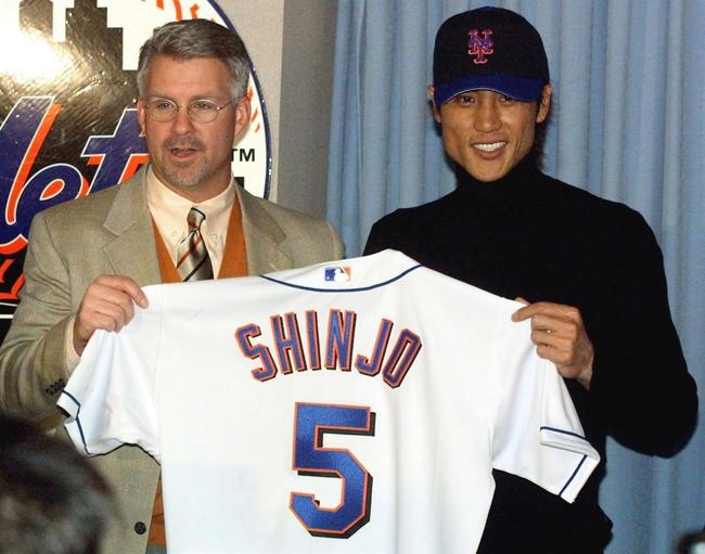 日本ハム新庄監督が甲子園に登場　サングラス姿で観戦、母校の応援に駆け付け騒然