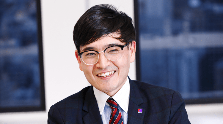 新富裕層はどんな人？ 事業、不動産投資、暗号資産など「令和の金持ち」が明かす実態