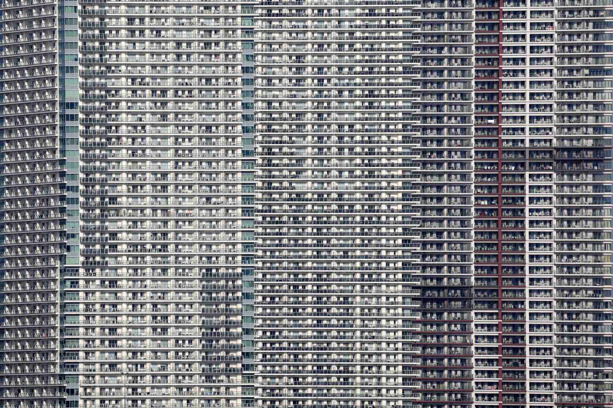 【タワマン論争】ひろゆき氏「タワマンはコンビニに行くのに30分かかる」は本当か？ 住んでいる人に聞いた「それより本当に最悪なこと」とは？ さらに地元民は「マナーの悪い外国人が増えた」と大ブーイング