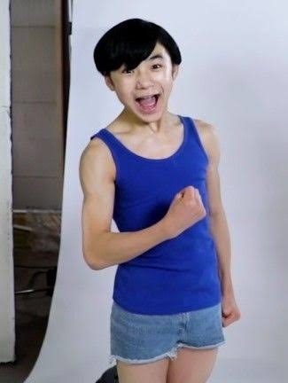 彼氏の私服の布の面積が少ない
