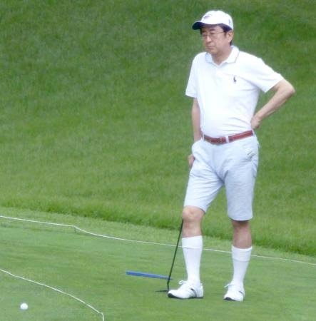 彼氏の私服の布の面積が少ない