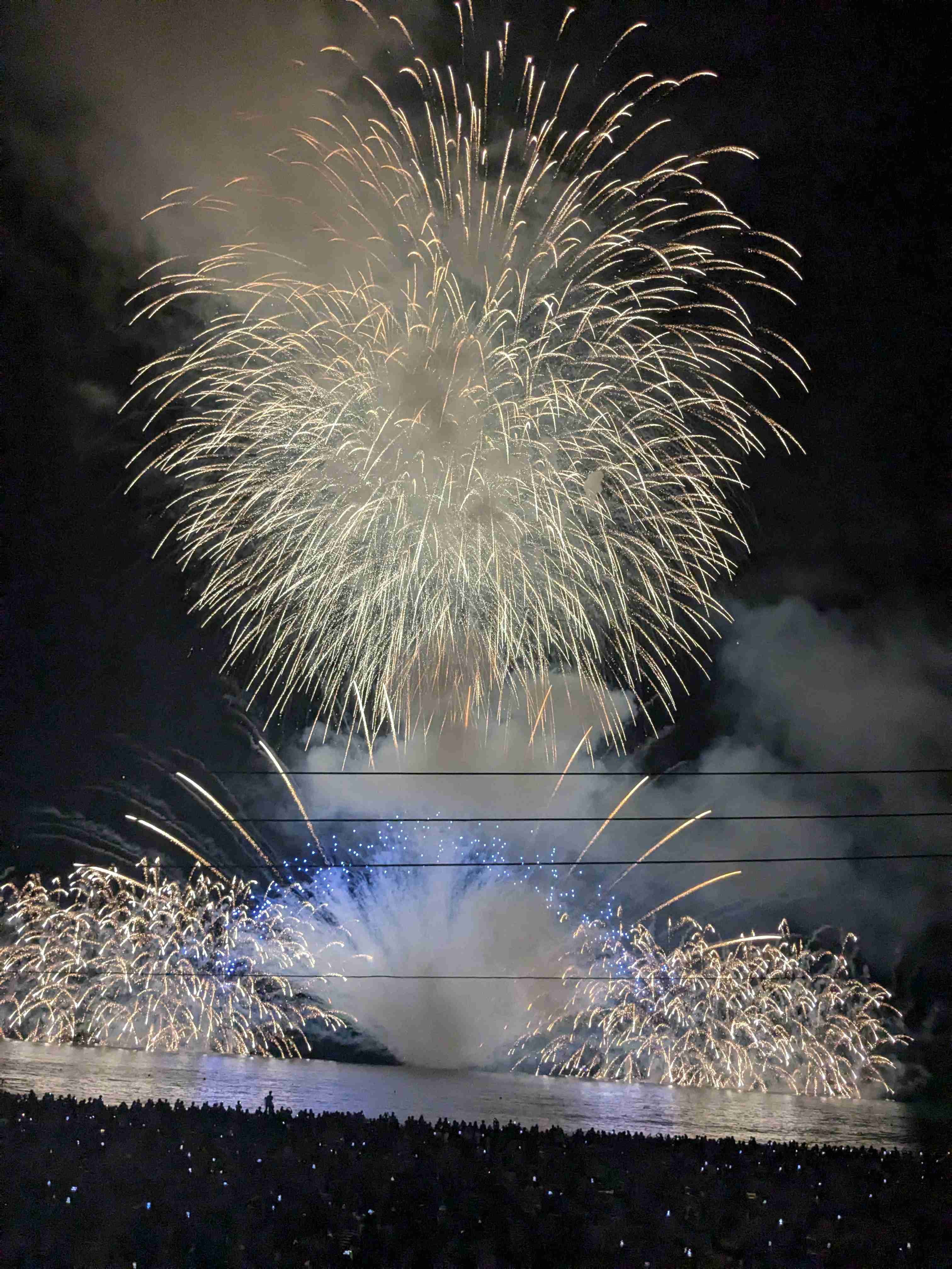 どこの花火大会が好きですか？