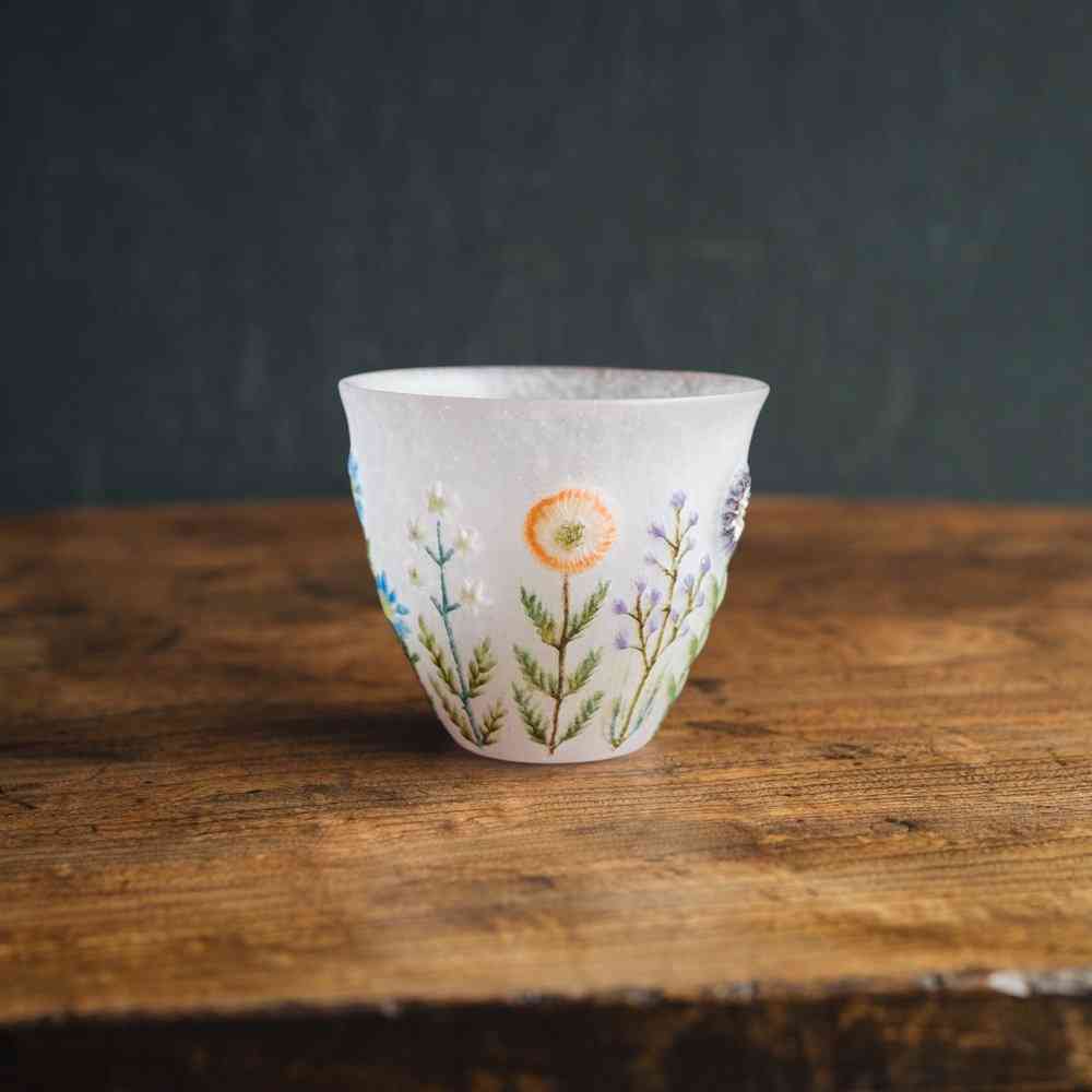 食器こだわっている人