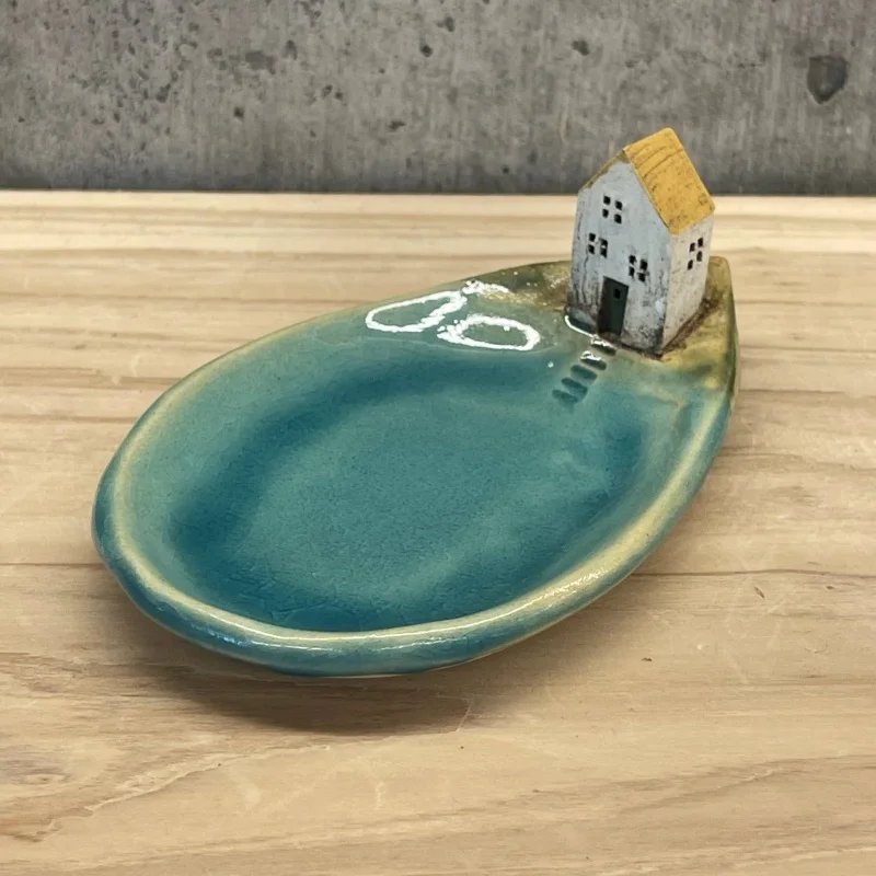 食器こだわっている人