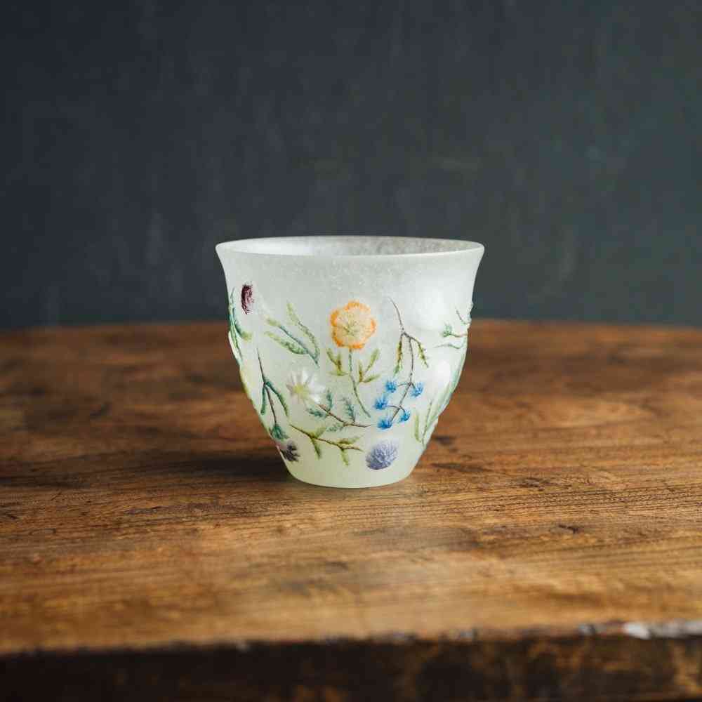 食器こだわっている人