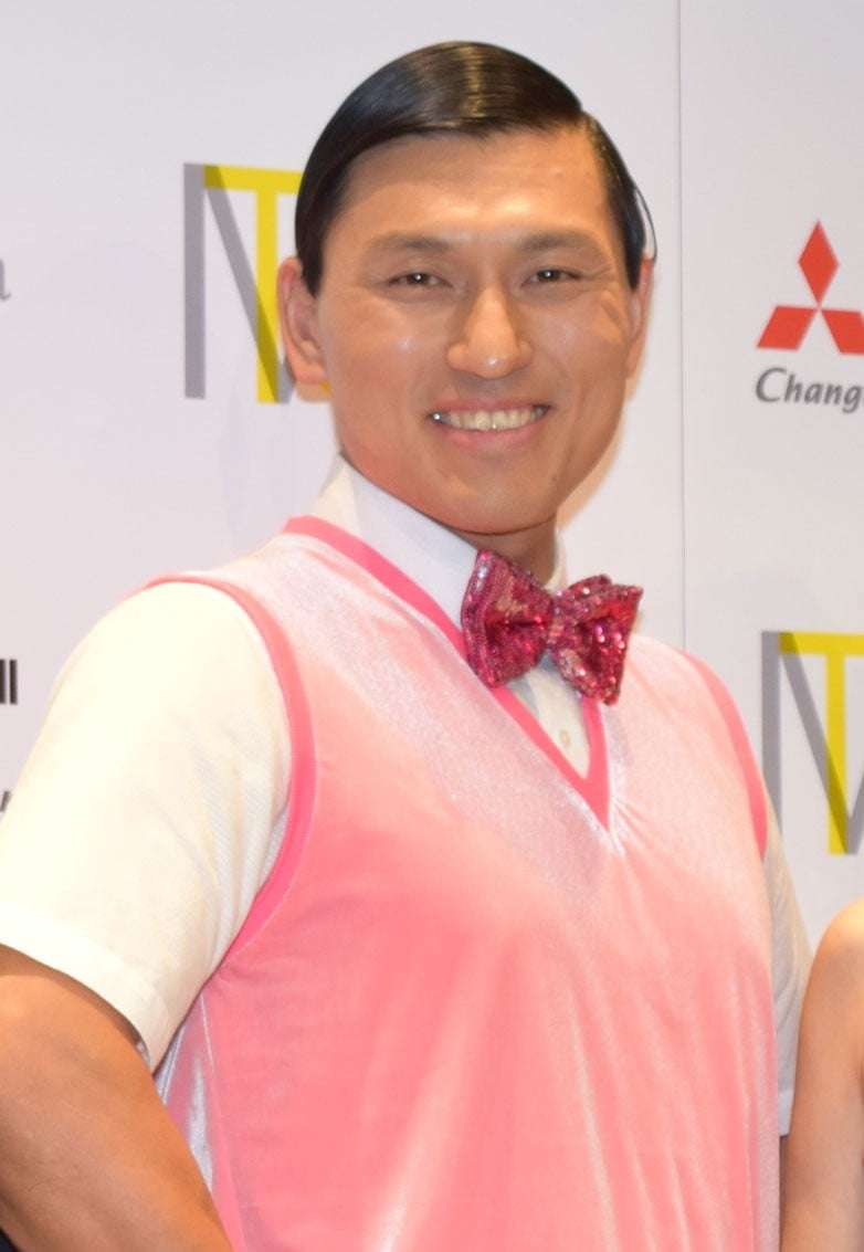 姿勢を自力で良くする方法