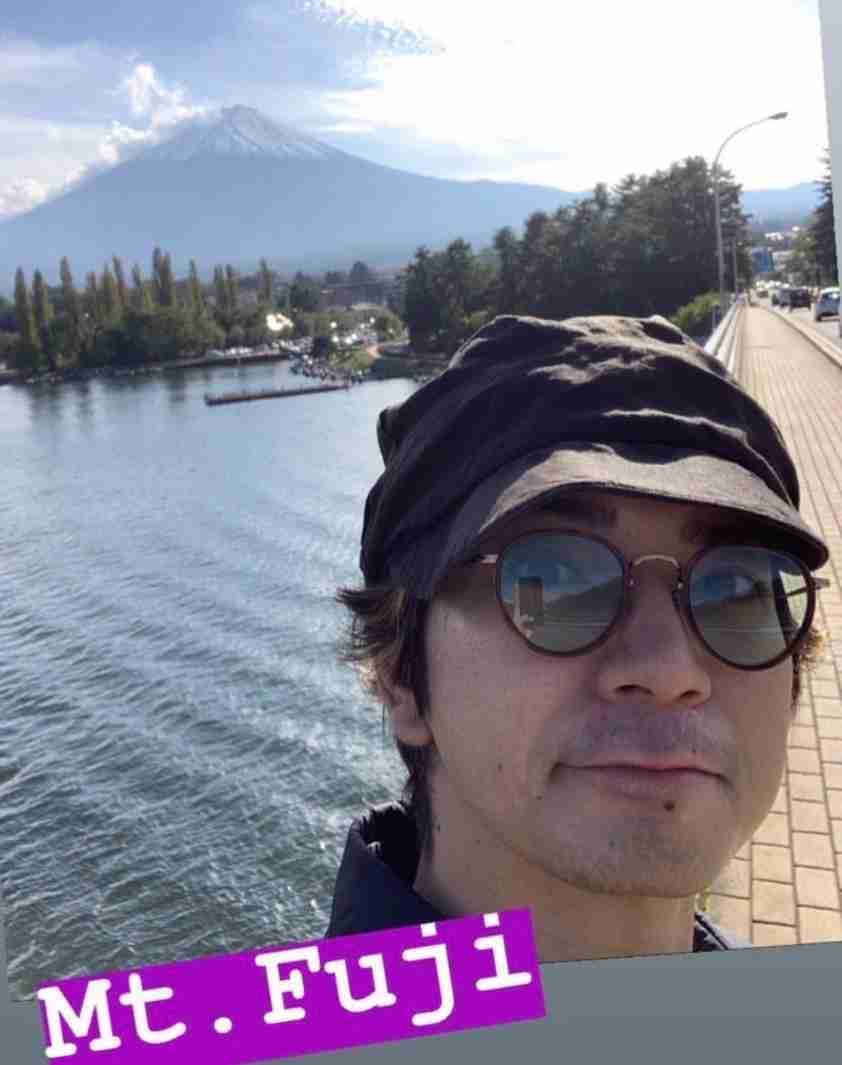 松本潤、激変した近影「ええええ」「見間違いかと」「目覚めた」ネット仰天！久々の地上波出演へ