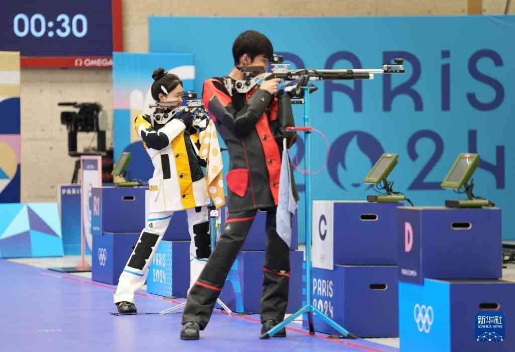 イヤーマフなど射撃用の標準装備一切なし…トルコ代表『無課金おじさん』の衝撃スタイルにネット大反響「初期装備」「隠居した元凄腕エージェント」