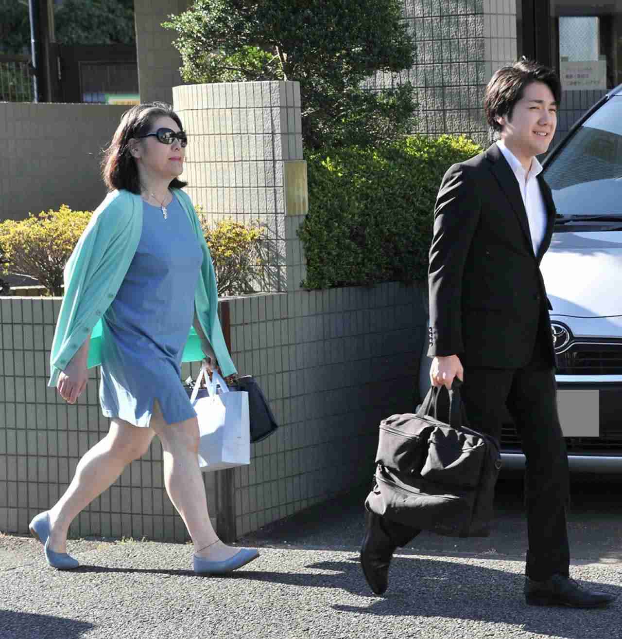 おしゃれして行く場所がない