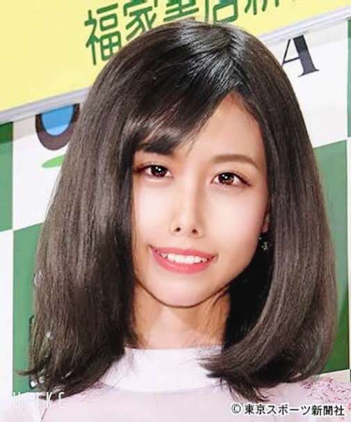 「架純ちゃんそっくり」整形から6年…有村藍里、黒目がち笑顔の街角スナップに反響「めちゃめちゃ可愛いすぎる」