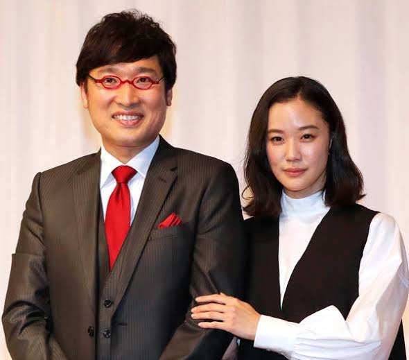 色んな芸能人の結婚会見が見たい Part2