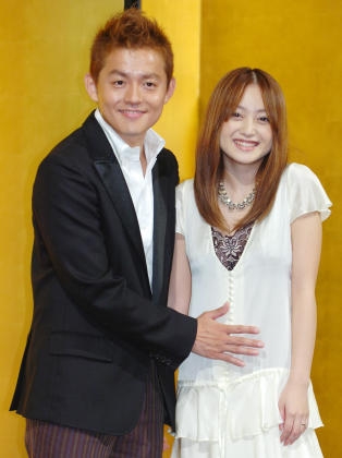 色んな芸能人の結婚会見が見たい Part2