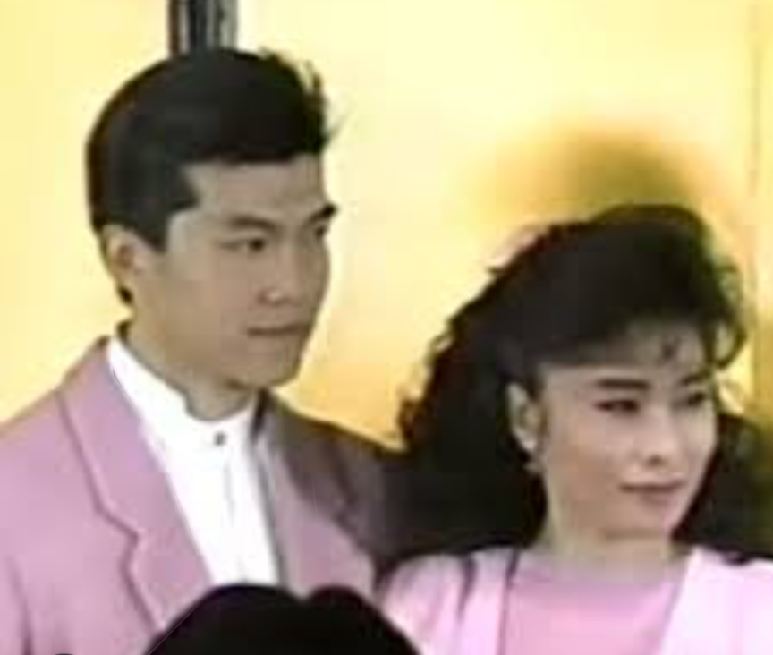 色んな芸能人の結婚会見が見たい Part2