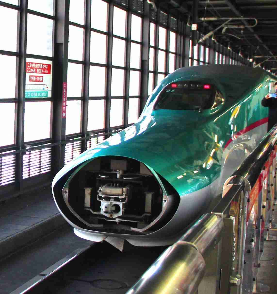 【速報】走行中に分離か？東北新幹線で連結車両が分割した状態で停車　東京―新青森駅間で運転見合わせ　再開見込み立たず