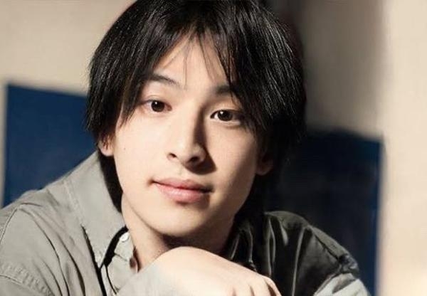 ひろゆき氏「小池都知事と辻ちゃん家庭のどちらが幸せそうに見えますか？」大きなお世話私見に反響