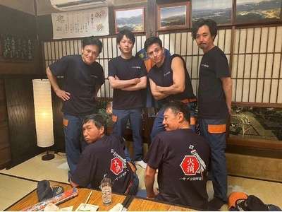 芸能人の集合写真を貼るトピ
