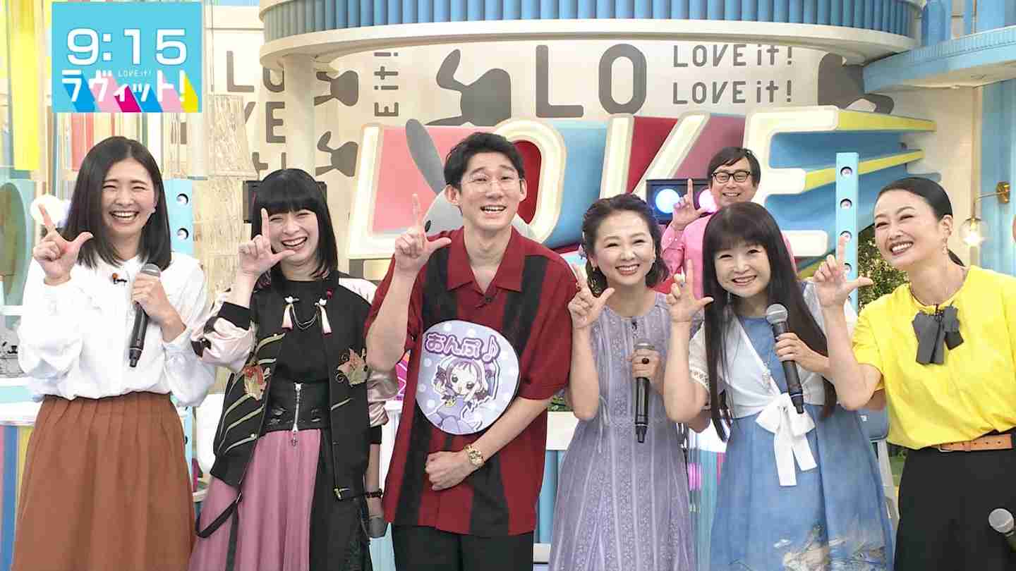 芸能人の集合写真を貼るトピ