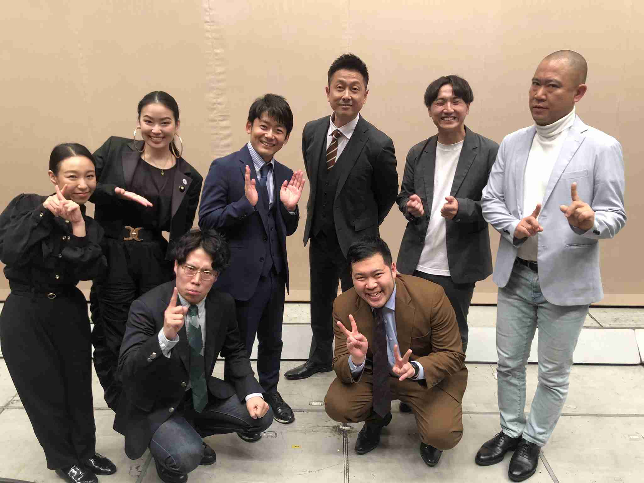 芸能人の集合写真を貼るトピ