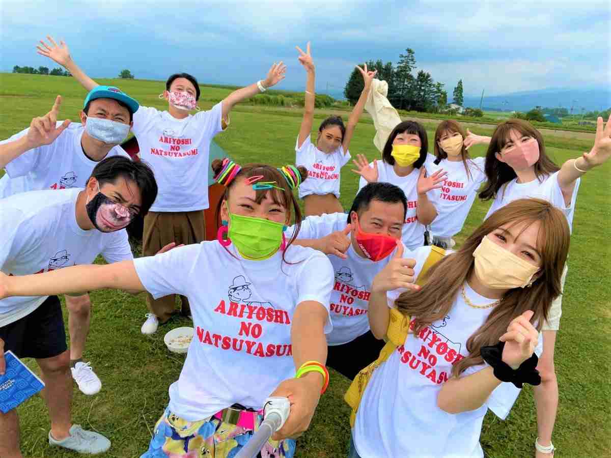 芸能人の集合写真を貼るトピ