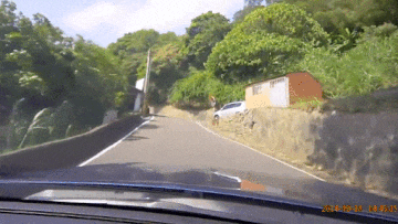 小学生が乗った自転車と原付バイク衝突→児童の足に原付バイク倒れ、重いやけど 男性「気をつけろ!」と立ち去る…約1か月後に運転手とみられる男性発見
