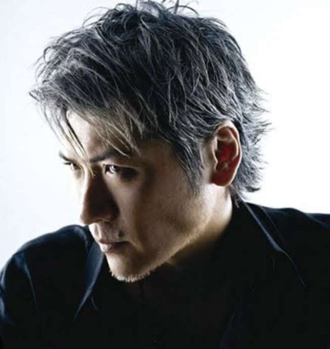 グレイヘアにしている人いますか?