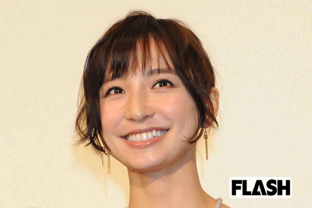 篠田麻里子、元夫に娘預け新彼氏と京都旅行の「鉄の神経」に相次ぐツッコミ