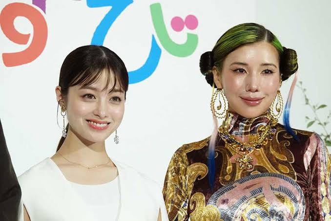 朝ドラ『おむすび』初週完成会見に橋本環奈ら米田一家集合 平成の食卓シーンにも注目「すごく面白かった」
