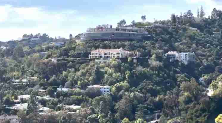 世の中金だなと思うこと