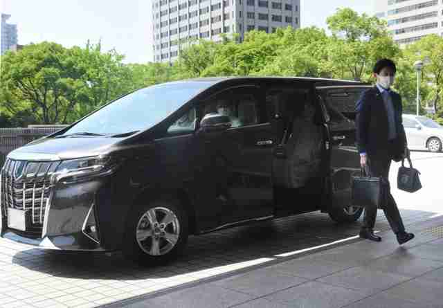 斎藤知事「改革止めるわけにはいかない」13日朝も続投表明　公用車変更や県立大の無償化など実績を強調