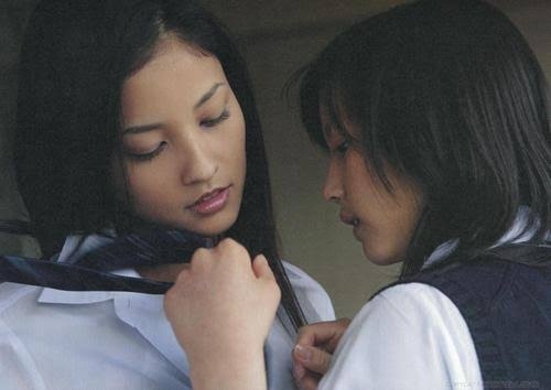 美人と美人の画像をください