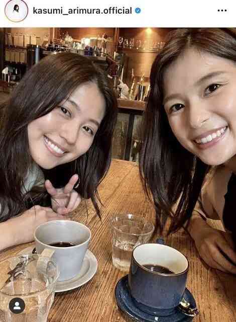 美人と美人の画像をください