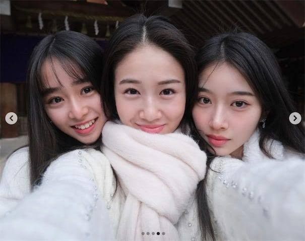 美人と美人の画像をください