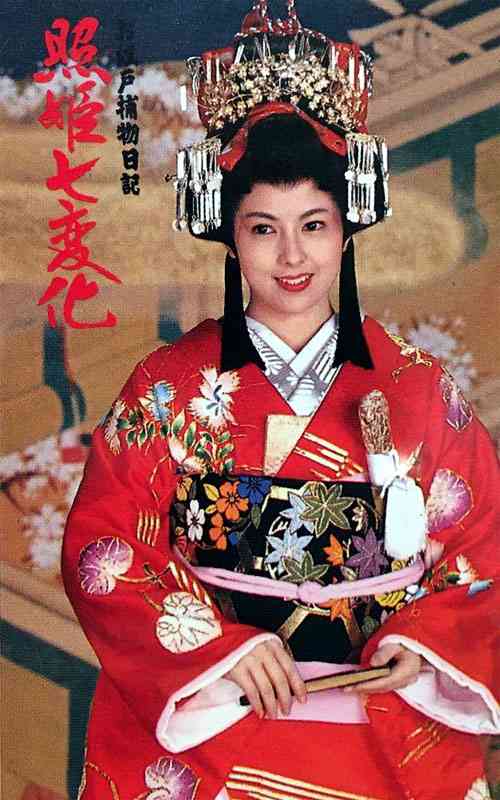 斉藤由貴「なぜか干されない」60代医師との“不倫続行”報道も…「普通にテレビに出てる」ワケ