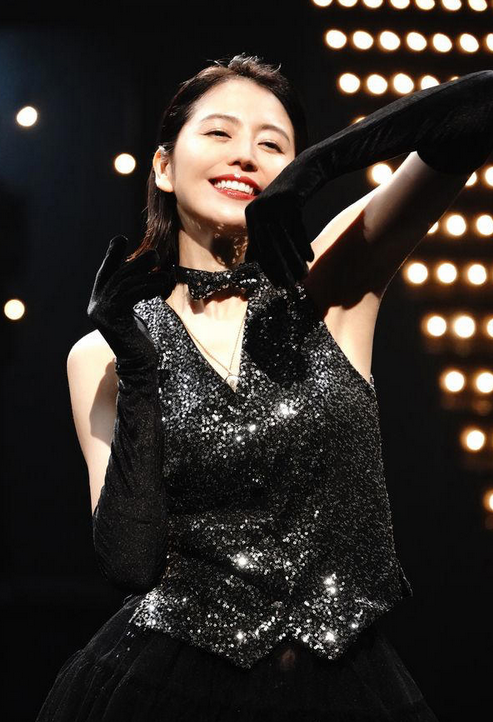 斉藤由貴「なぜか干されない」60代医師との“不倫続行”報道も…「普通にテレビに出てる」ワケ
