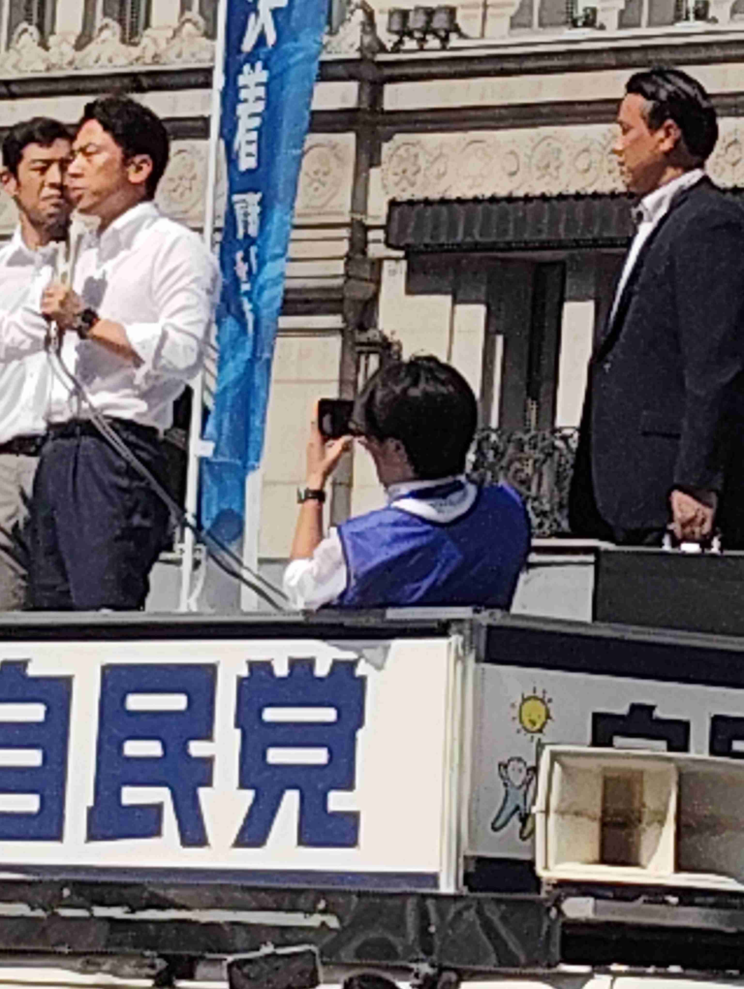 総裁選出馬の小泉進次郎氏「長年の課題に決着つける」 銀座の街頭演説に約5千人