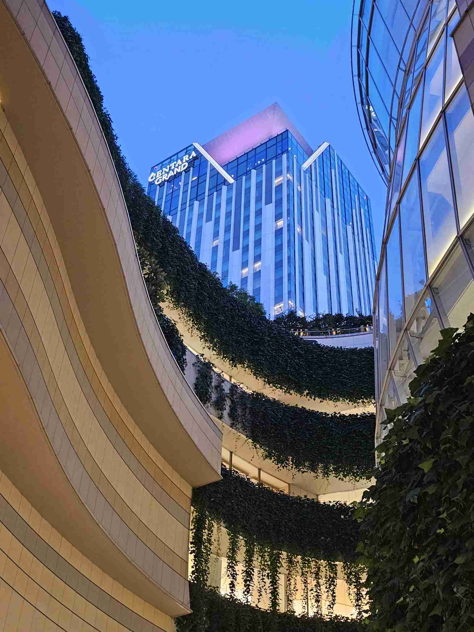 福岡と大阪、どっちが住みやすいですか？