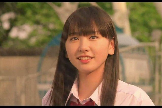 ぱっつん前髪が似合っていると思う画像