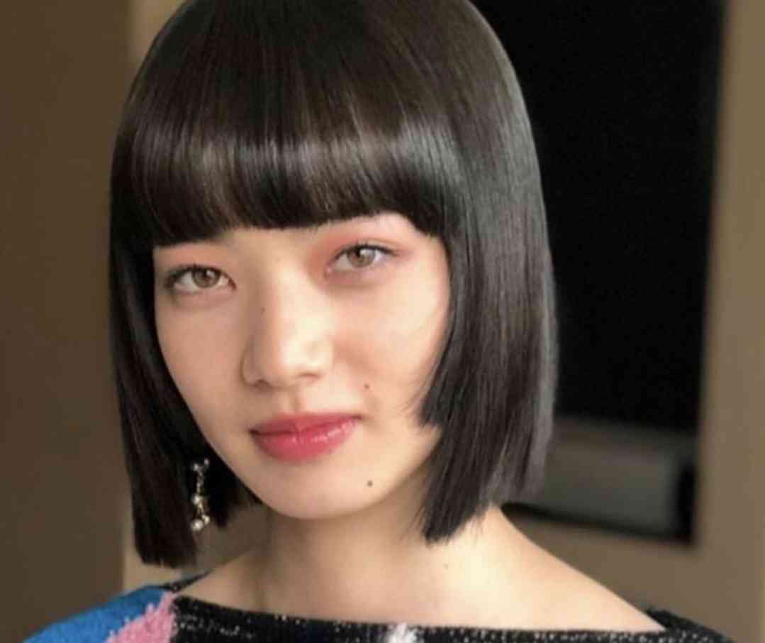 ぱっつん前髪が似合っていると思う画像