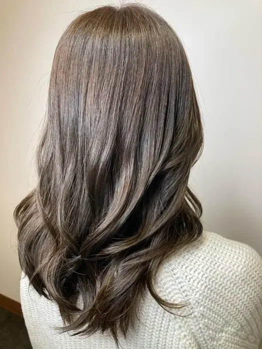 ヘアカラー何色にするか迷う人たちで提案していくトピ
