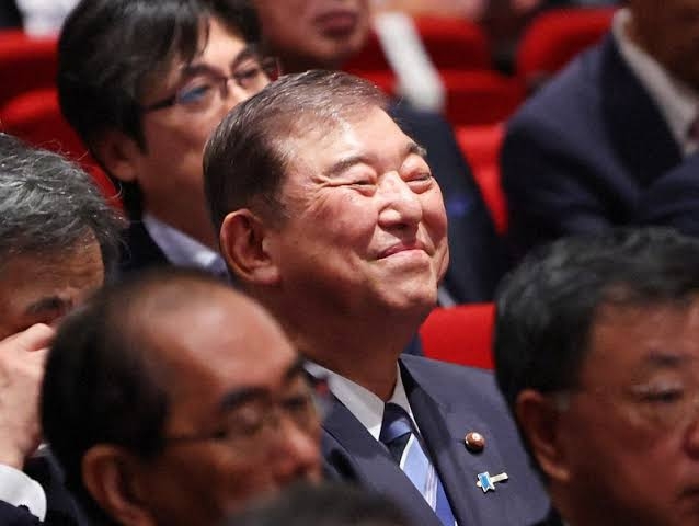 岸田前首相、衆院比例重複を辞退 「政治の信頼回復へ覚悟示す」